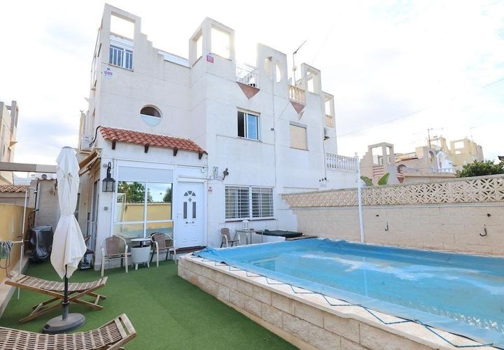 Byhus i Torrevieja, Alicante, Torrevieja - € 205.000 | Ref: AG19MLSC6704512 - foto 1