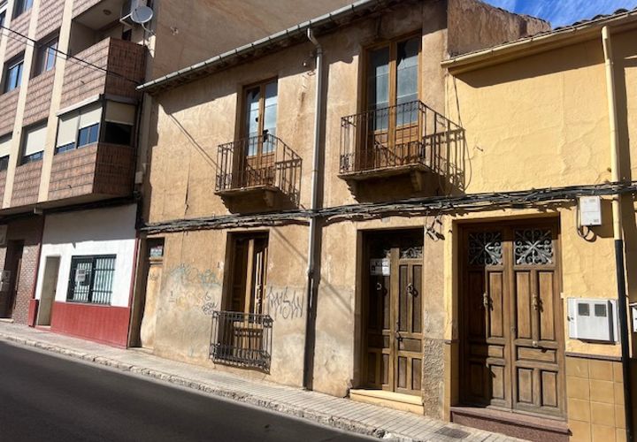 Villa i Almansa, Albacete, Almansa - € 49.000 | Ref: S-1544630 - foto 1