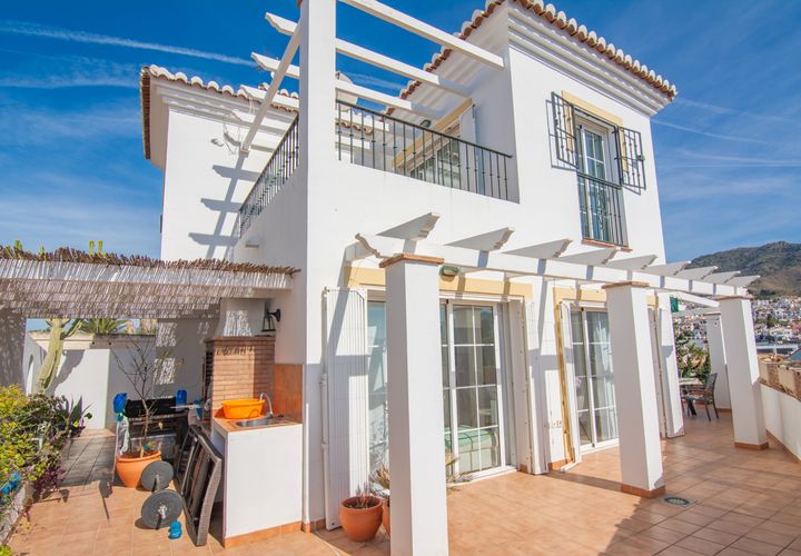 Villa i Nerja, Malaga, Nerja - € 799.000 | Ref: DG2052 - foto 1