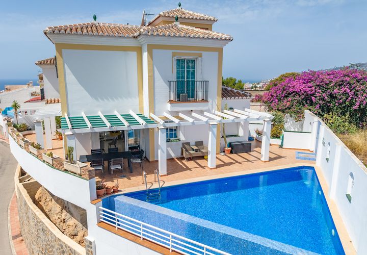 Villa i Nerja, Malaga, Nerja - € 799 000 | Ref: DG2052 - foto 1