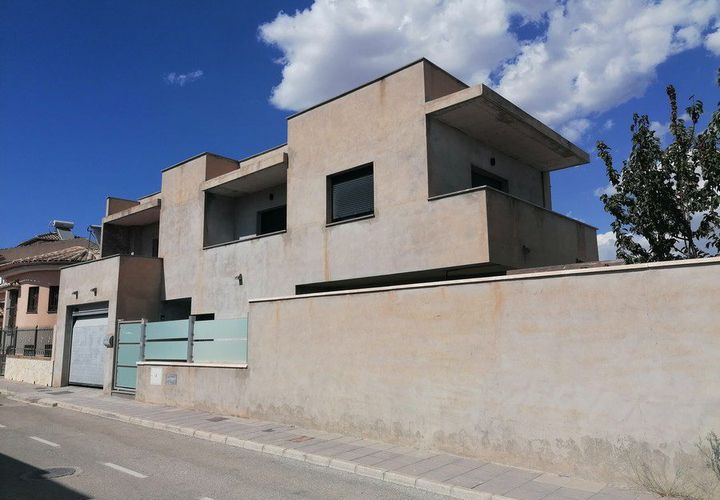 Landsbyhus i Baza, Granada, Baza - € 318.000 | Ref: v3015 - foto 1