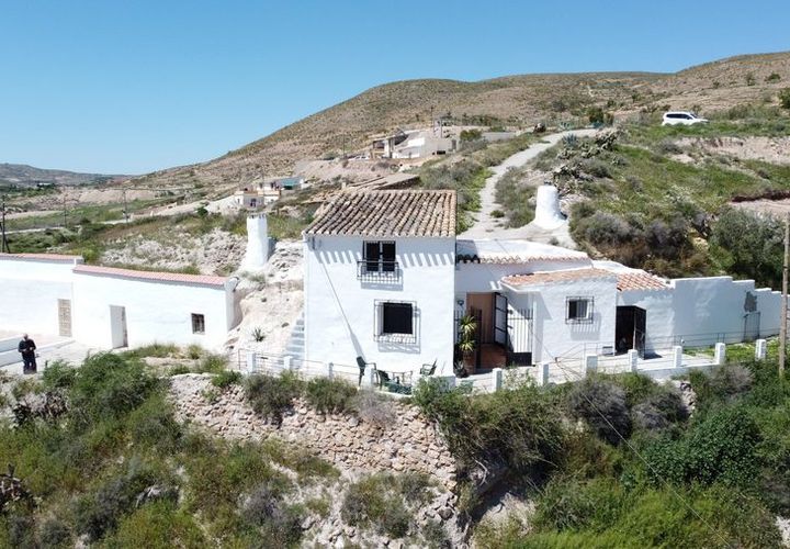 Landejendom i Zujar, Granada, Zujar - € 85.000 | Ref: v3067 - foto 1