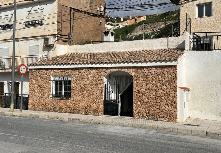 Cave house i Zujar, Granada, Zujar - € 50.000 | Ref: v3145 - foto 1