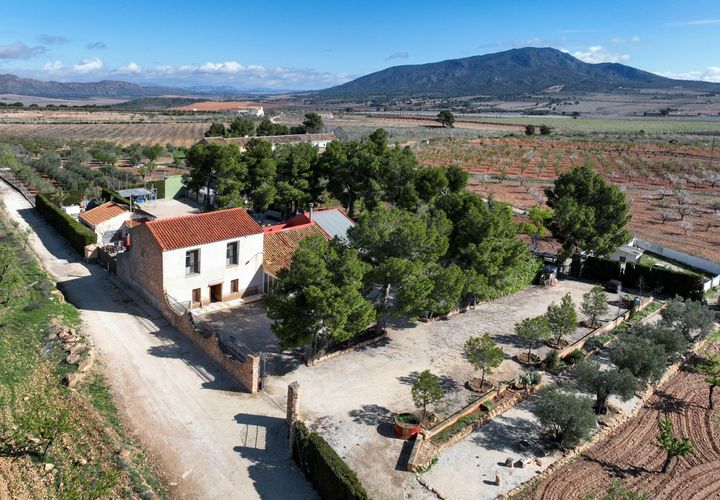 Landejendom i Yecla, Murcia, Yecla - € 339.000 | Ref: IZIZ-575-EXIZ - foto 1