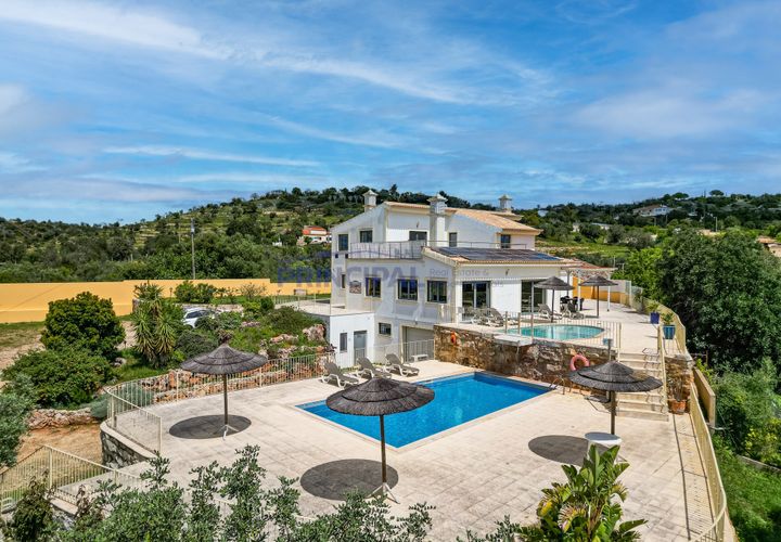 Villa i Silves, Faro, Silves - € 1.180.000 | Ref: P645 - foto 1