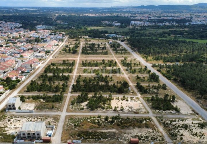 Helårsgrund i Quinta do Conde, Setubal, Quinta do Conde - € 69.000 | Ref: ZMPT587597 - foto 1
