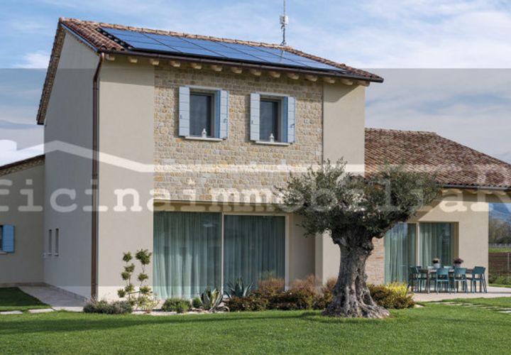 Helårsgrund i Stra, Venice, Stra - € 130.000 | Ref: TE20 - foto 1
