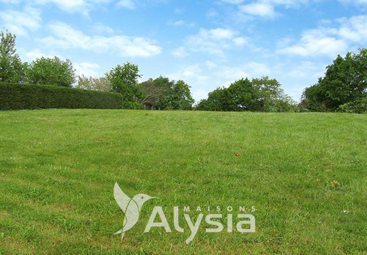 Helårsgrund i Châteaubriant, Loire-Atlantique, Châteaubriant - € 56.000 | Ref: T-44N-2625136-112-1300 - foto 1