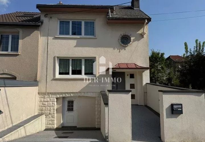 Villa a Audun-le-Tiche, Moselle, Audun-le-Tiche - € 395.000 | Ref: 86935488 - foto 1