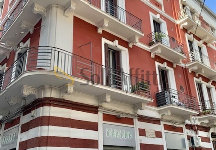 Apartament a Bari, Bari, Bari - € 750/mes | Ref: AA2407 - foto 1