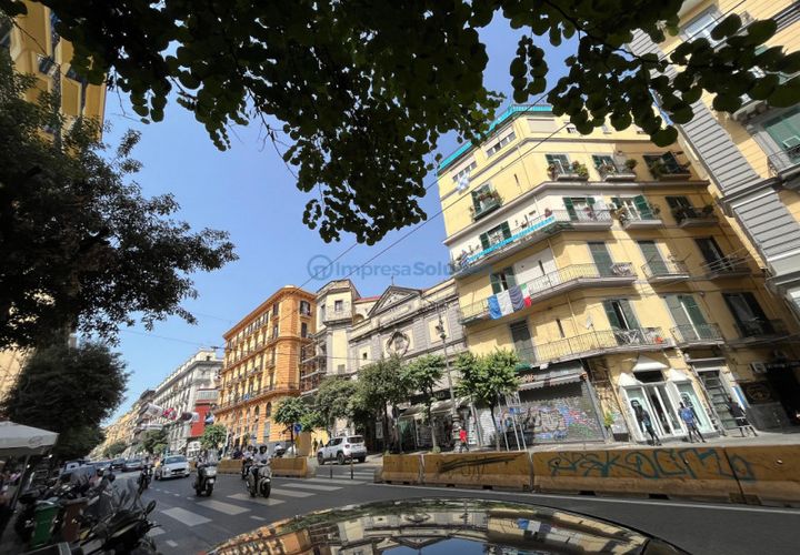 Lejlighed i Naples, Naples, Naples - € 100.000 | Ref: stazione.c - foto 1