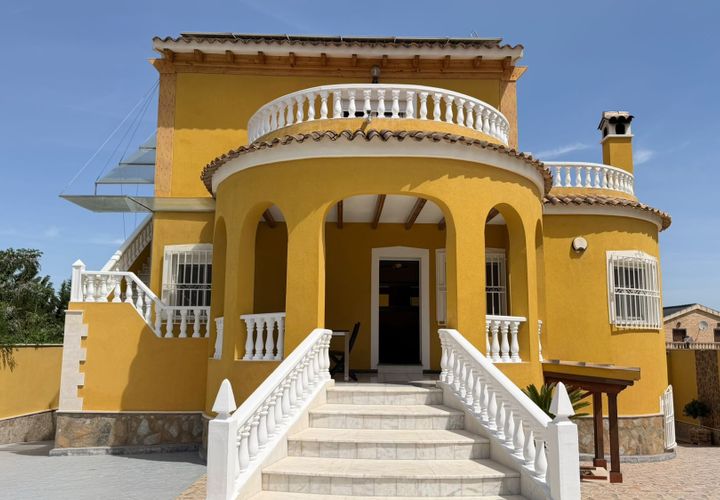 Villa i Orihuela, Alicante, Orihuela - € 480.000 | Ref: D-2067 - foto 1