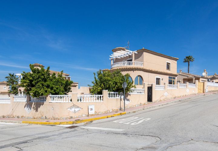 Villa a Benijofar, Alicante, Benijofar - € 449.900 | Ref: AG19MLSC624676 - foto 1