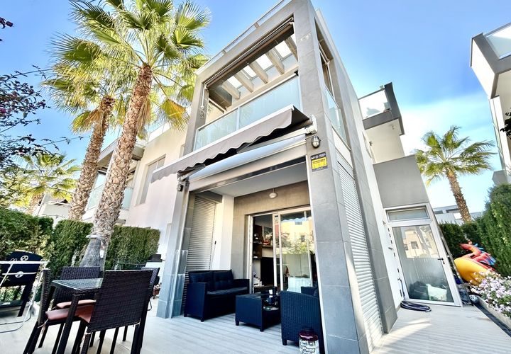 Apartamento en Punta Prima, Alicante, Punta Prima - € 240.000 | Ref: 776561 - photo 1