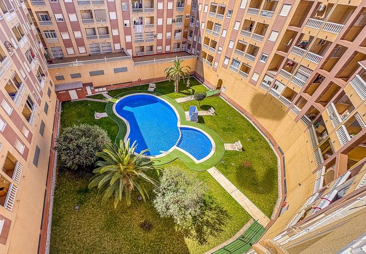 Leilighet i Torrevieja, Alicante, Torrevieja - € 139 500 | Ref: D2468 - foto 1