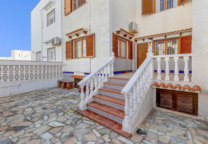Rækkehus i Torrevieja, Alicante, Torrevieja - € 179.000 | Ref: 21-V168/776 - foto 1