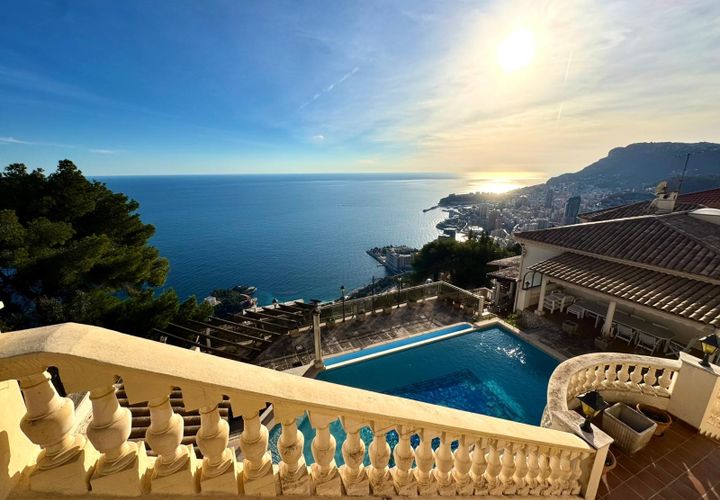 Villa i Roquebrune-Cap-Martin, Alpes-Maritimes, Roquebrune-Cap-Martin - € 3.200.000 | Ref: HH-16152124 - foto 1