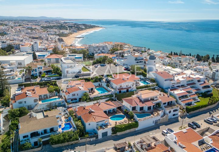 Villa i Albufeira, Faro, Albufeira - € 1.390.000 | Ref: KP1342Z - foto 1