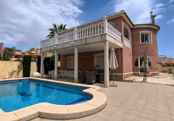 Villa en Ciudad Quesada, Alicante, Ciudad Quesada - € 599.995 | Ref: 200-4738 - photo 1