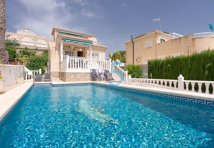 Villa i Pinar De Campoverde, Alicante, Pinar De Campoverde - € 284.950 | Ref: P8944 - foto 1
