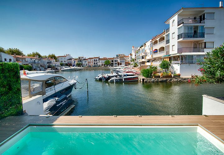 Rækkehus i Empuriabrava, Gerona, Empuriabrava - € 880.000 | Ref: W-049KSC - foto 1