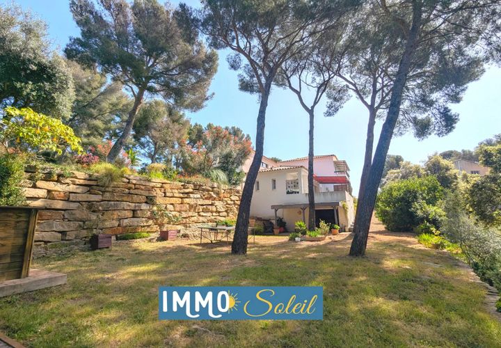 Villa a La Ciotat, Bouches-du-Rhone, La Ciotat - € 820.000 | Ref: 2539 - foto 1