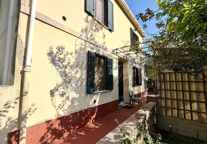 Villa i Rosignano Marittimo, Livorno, Rosignano Marittimo - € 170.000 | Ref: 1847 - foto 1
