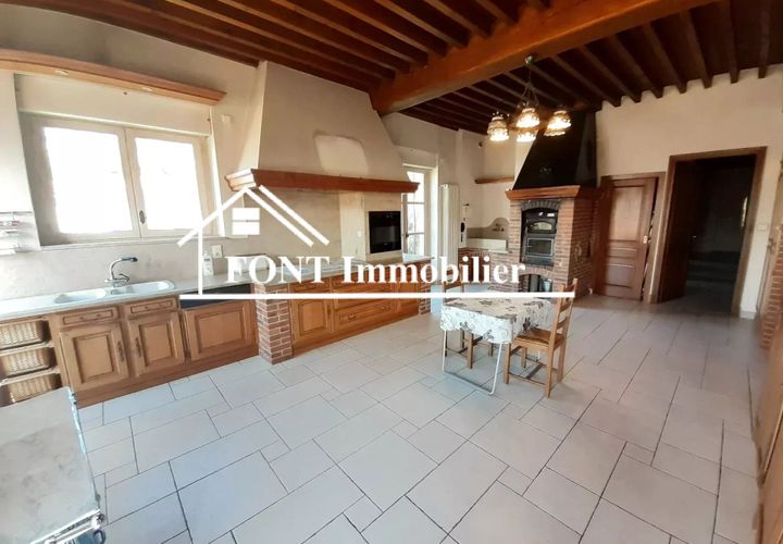 Leilighet i Saint-Chamond, Loire, Saint-Chamond - € 250 000 | Ref: 08831 - foto 1