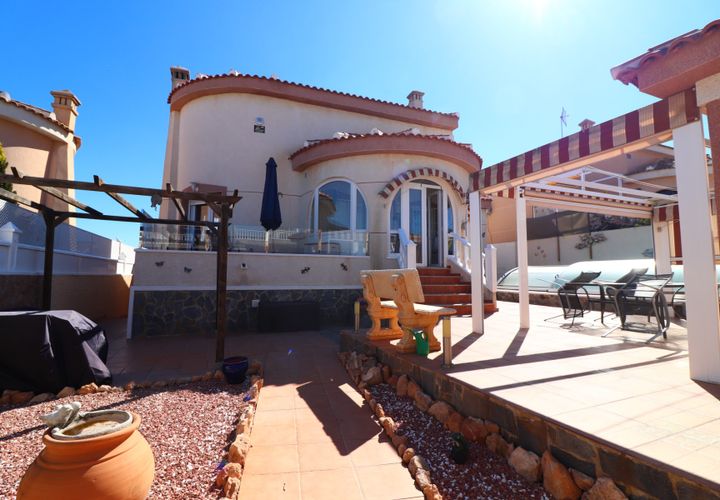 Villa a Benijofar, Alicante, Benijofar - € 349.950 | Ref: VRE 5912 - foto 1