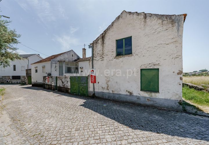 Villa a Seia, Guarda, Seia - € 60.000 | Ref: 382260035 - foto 1