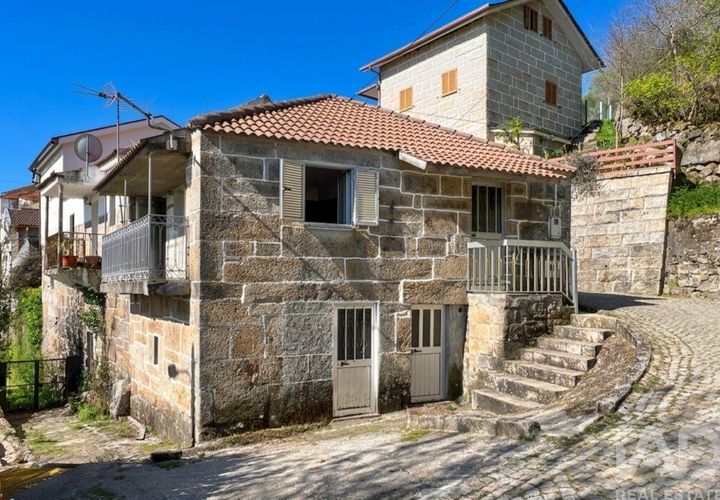 Byhus i Castro Daire, Viseu, Castro Daire - € 110.000 | Ref: 880492 - foto 1