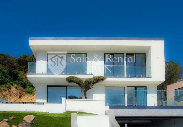 Villa a Lloret De Mar, Gerona, Lloret De Mar - € 777.000 | Ref: 2540 - foto 1