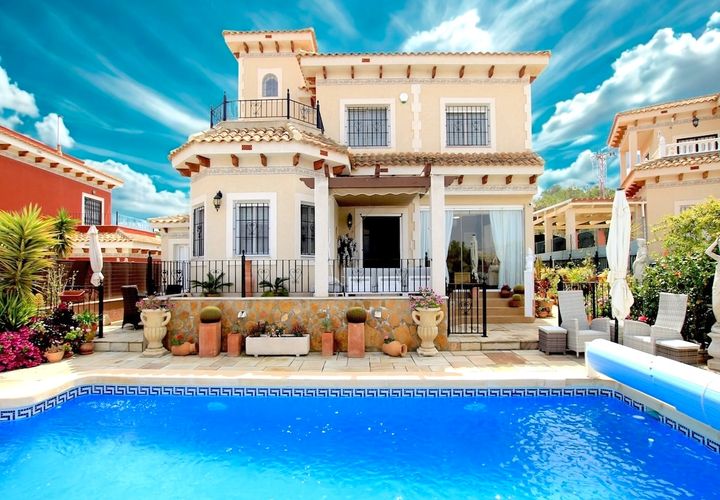 Villa en Bigastro, Alicante, Bigastro - € 369.950 | Ref: 200-4742 - photo 1