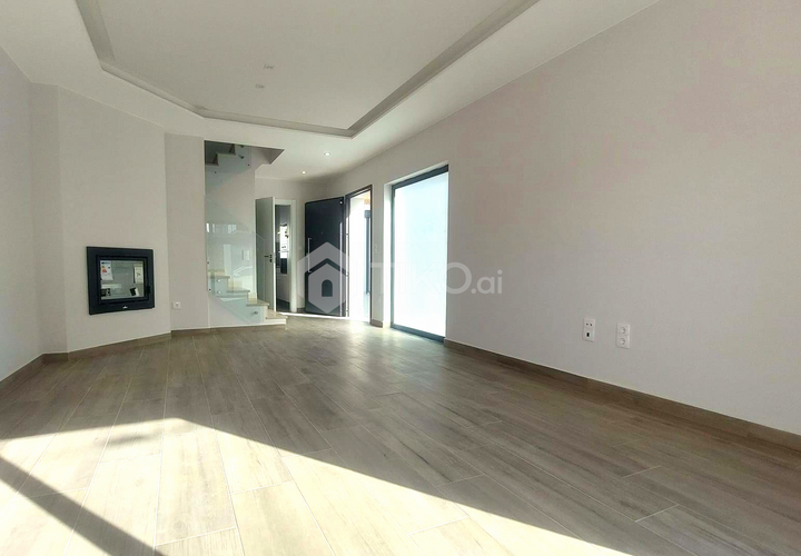 Villa i Quinta do Conde, Setubal, Quinta do Conde - € 450.000 | Ref: 20260422-3 - foto 1