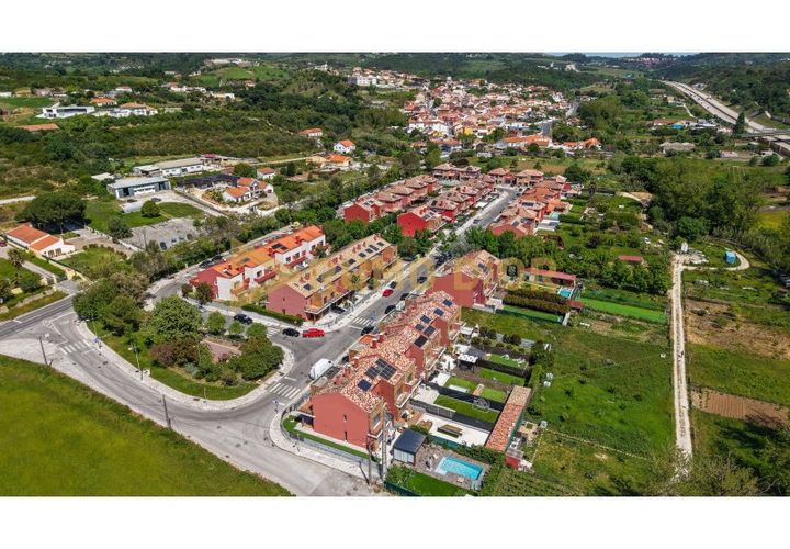 Villa a Bucelas, Lisbon, Bucelas - € 628.500 | Ref: CAS_467 - foto 1
