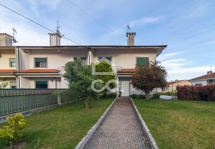 Villa a Ronfe, Braga, Ronfe - € 339.000 | Ref: 336/M/02022 - foto 1