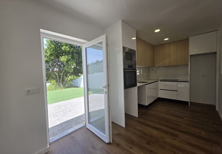Villa i Cadaval, Lisbon, Cadaval - € 285.000 | Ref: PTC20260101.2 - foto 1