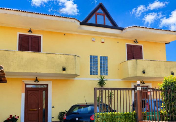 Villa i Eboli, Salerno, Eboli - € 425.000 | Ref: 575 - foto 1
