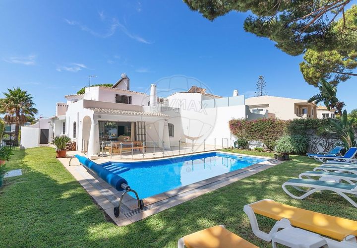 Villa i Vilamoura, Faro, Vilamoura - € 1.300.000 | Ref: 120141097-171 - foto 1