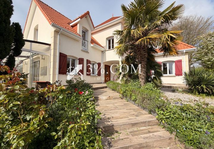 Bungalou a Condette, Pas-de-Calais, Condette - € 682.000 | Ref: 407_V4980054565 - foto 1