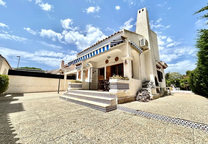 Villa i La Zenia, Alicante, La Zenia - € 630.000 | Ref: R-58596 - foto 1