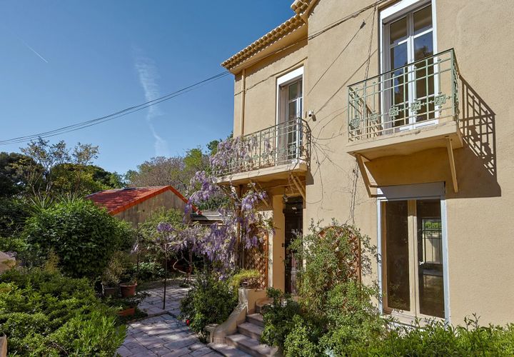 Villa a Marseille, Bouches-du-Rhone, Marseille - € 900.000 | Ref: HH-16148191 - foto 1