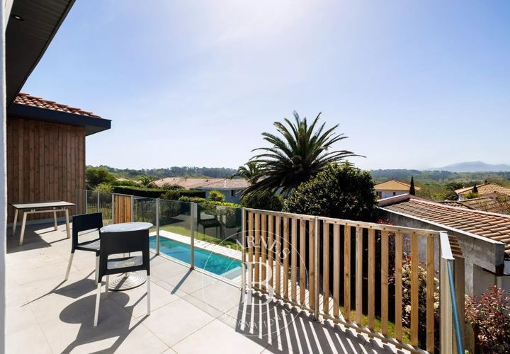 Villa a Biarritz, Pyrenees-Atlantiques, Biarritz - € 2.495.000 | Ref: M1840 - foto 1