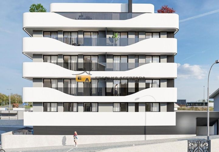 Erhvervsejendom i Trofa, Porto, Trofa - € 430.000 | Ref: 11952 - foto 1
