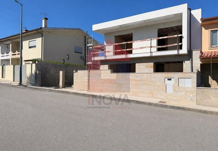 Rækkehus i Braga, Braga, Braga - € 530.000 | Ref: 08869 - foto 1