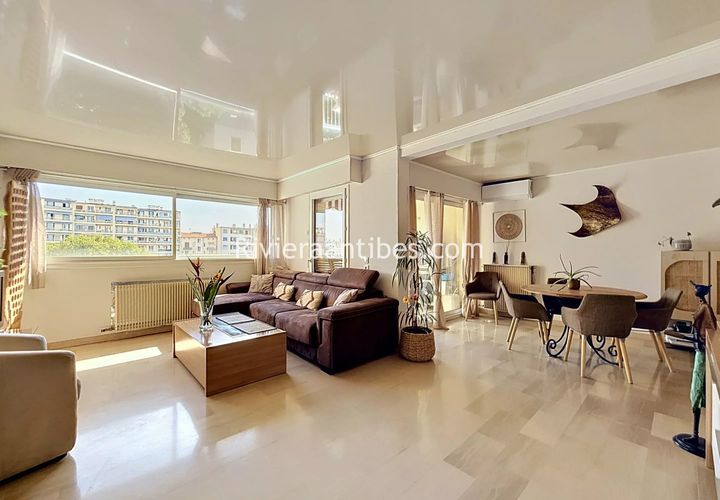 Lejlighed i Antibes, Alpes-Maritimes, Antibes - € 385.000 | Ref: 86923907 - foto 1