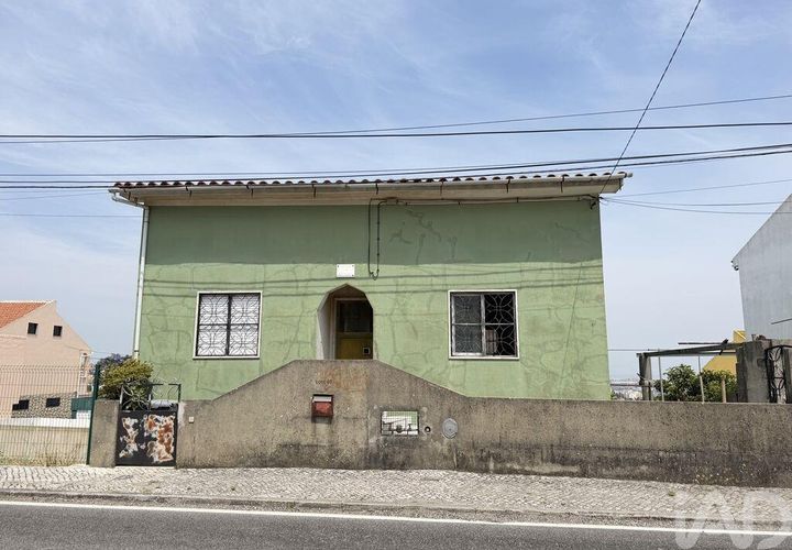 Byhus i Odivelas, Lisbon, Odivelas - € 290.000 | Ref: 883711 - foto 1