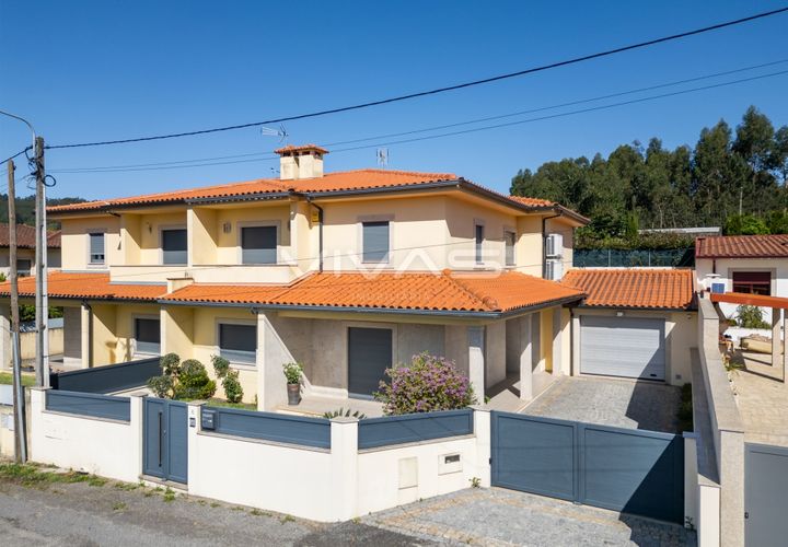 Villa a Vila Verde, Braga, Vila Verde - € 1.295/mes | Ref: 01-3825 - foto 1