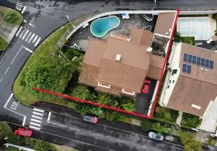 Villa a Ponta Delgada, Sao Miguel, Ponta Delgada - € 700.000 | Ref: C0276-02556 - foto 1