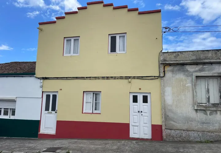 Villa i Ponta Delgada, Sao Miguel, Ponta Delgada - € 115.000 | Ref: C0276-02172 - foto 1